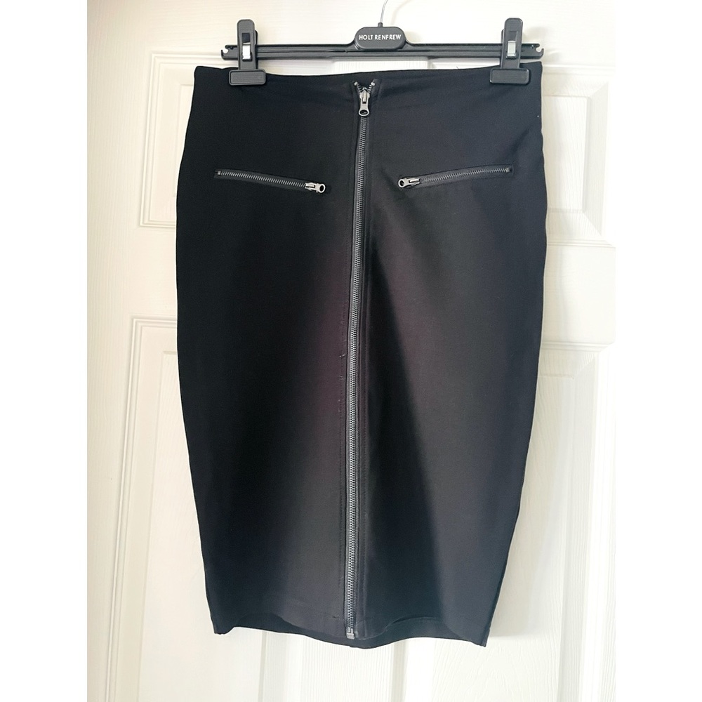 2 for $20! Romeo and Juliet Black Pencil Skirt